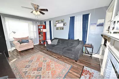 614 S Ashe Avenue, Newton, NC 28658 - Photo 2