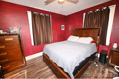 614 S Ashe Avenue, Newton, NC 28658 - Photo 14