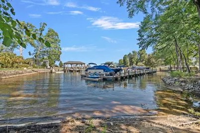 19002 Lakehouse Pointe Drive, Cornelius, NC 28031 - Photo 6