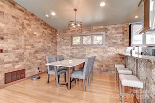 128 Leisure Mountain Rd, Asheville, NC 28804 - Photo 18