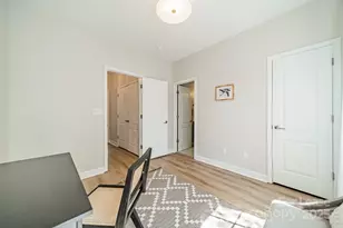 13107 Arbor Day Ct, Charlotte, NC 28269 - Photo 20