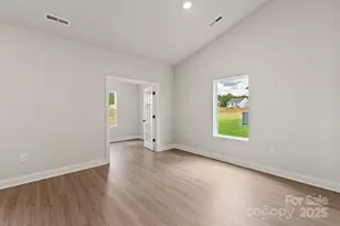 4012 Bolo Dr, Charlotte, NC 28215 - Photo 10