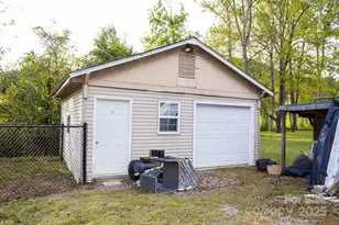 948 Riceville Rd, Asheville, NC 28805 - Photo 8