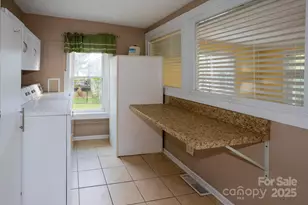 948 Riceville Rd, Asheville, NC 28805 - Photo 12