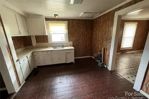 1220 Wood St, Albemarle, NC 28001 - Photo 10