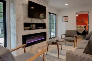 3945 Rockfern Rd, Charlotte, NC 28217 - Photo 2