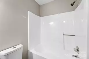 216 E Alabama Ave, Bessemer City, NC 28016 - Photo 14