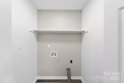 216 E Alabama Avenue, Bessemer City, NC 28016 - Photo 8