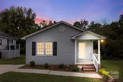 216 E Alabama Avenue, Bessemer City, NC 28016 - Photo 4