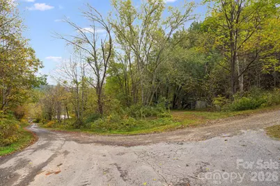 211 Evergreen Road, Burnsville, NC 28714 - Photo 6