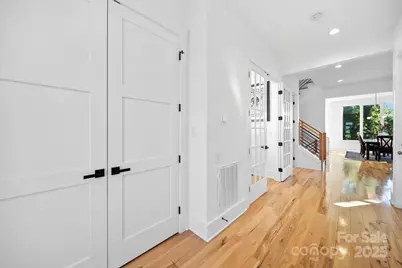 413 Coxe Avenue, Charlotte, NC 28208 - Photo 4