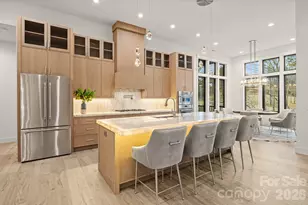 132 Sunridge Ave, Etowah, NC 28742 - Photo 6