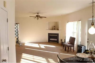 2136 Burton Road, High Point, NC 27262 - Photo 2