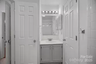 3302 Selwyn Farms Ln, Charlotte, NC 28209 - Photo 20