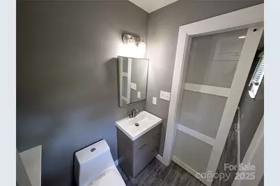 102 Central Avenue, Bessemer City, NC 28016 - Photo 8