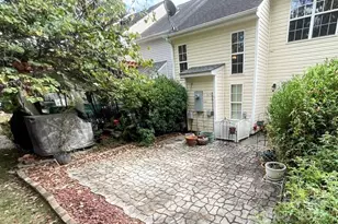 8772 Robinson Forest Dr, Charlotte, NC 28277 - Photo 12