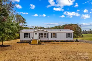 538 Eagle Mills Rd, Hamptonville, NC 27020 - Photo 2