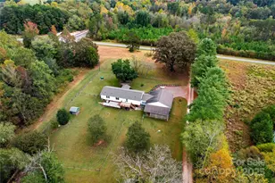 1116 W Lewis Ferry Rd, Statesville, NC 28677 - Photo 4