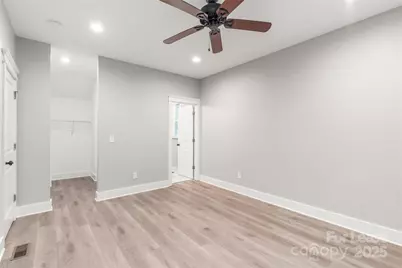 712 Seldon Drive, Charlotte, NC 28216 - Photo 18