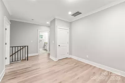 712 Seldon Drive, Charlotte, NC 28216 - Photo 24