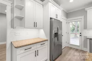 712 Seldon Dr, Charlotte, NC 28216 - Photo 14