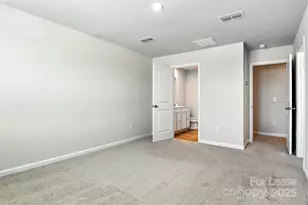 1525 39th Ave Loop NE, Hickory, NC 28601 - Photo 10