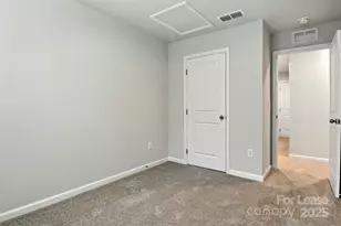 1525 39th Ave Loop NE, Hickory, NC 28601 - Photo 18