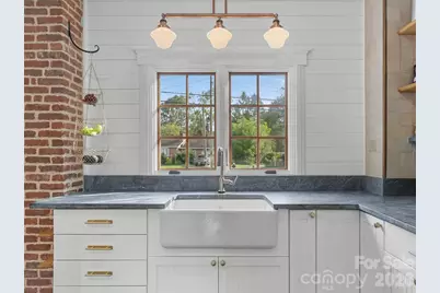 505 N Country Club Road, Brevard, NC 28712 - Photo 6