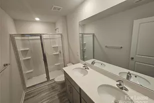 4125 Lurelin Ln, Charlotte, NC 28262 - Photo 22