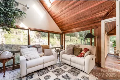 2116 8th Street Drive NW, Hickory, NC 28601 - Photo 16