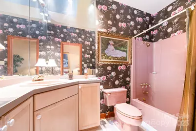 2116 8th Street Drive NW, Hickory, NC 28601 - Photo 28