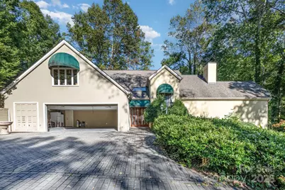 2116 8th Street Drive NW, Hickory, NC 28601 - Photo 1