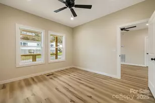 102 Babb St, Waynesville, NC 28786 - Photo 14