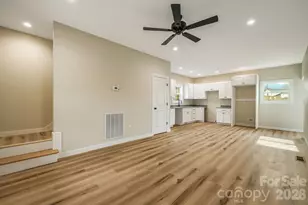 102 Babb St, Waynesville, NC 28786 - Photo 10