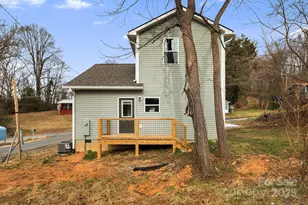 102 Babb St, Waynesville, NC 28786 - Photo 2