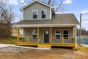 102 Babb St, Waynesville, NC 28786 - Photo 1