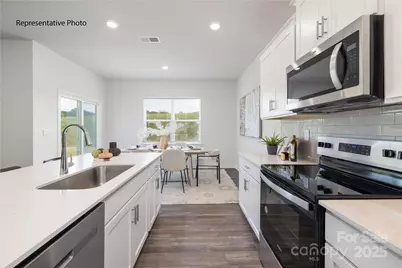 3841 Doughtry Knoll Drive, Charlotte, NC 28215 - Photo 10