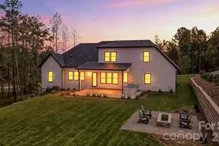 5764 Lake Pointe Dr, Granite Falls, NC 28630 - Photo 8