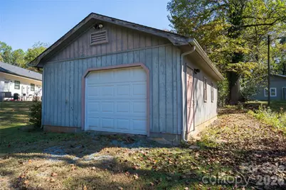 401 Little Street, Lincolnton, NC 28092 - Photo 14