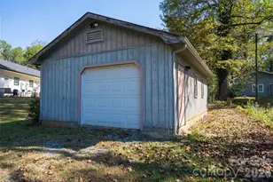 401 Little St, Lincolnton, NC 28092 - Photo 14