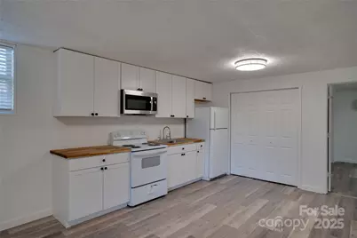 401 Little Street, Lincolnton, NC 28092 - Photo 1