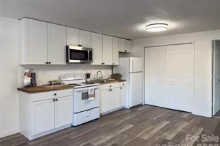 401 Little St, Lincolnton, NC 28092 - Photo 1