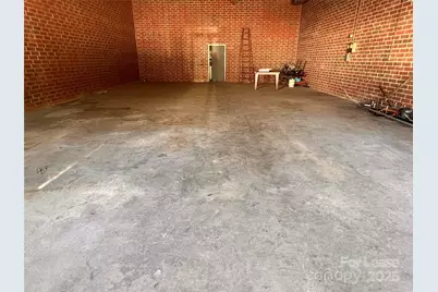 401 1st Street W, Conover, NC 28613 - Photo 6