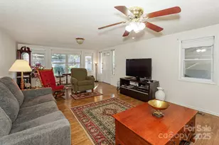 418 S Spargo St, Dallas, NC 28034 - Photo 16