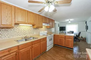 418 S Spargo St, Dallas, NC 28034 - Photo 12