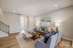 6136 Vasey St, Charlotte, NC 28269 - Photo 6