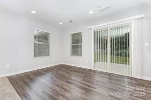 2617 Riley Woods Ln, Charlotte, NC 28269 - Photo 6