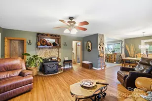 554 Loray Farm Rd, Dallas, NC 28034 - Photo 4