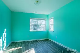 488 Oleta Rd, Hendersonville, NC 28792 - Photo 18