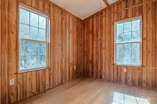 488 Oleta Rd, Hendersonville, NC 28792 - Photo 10